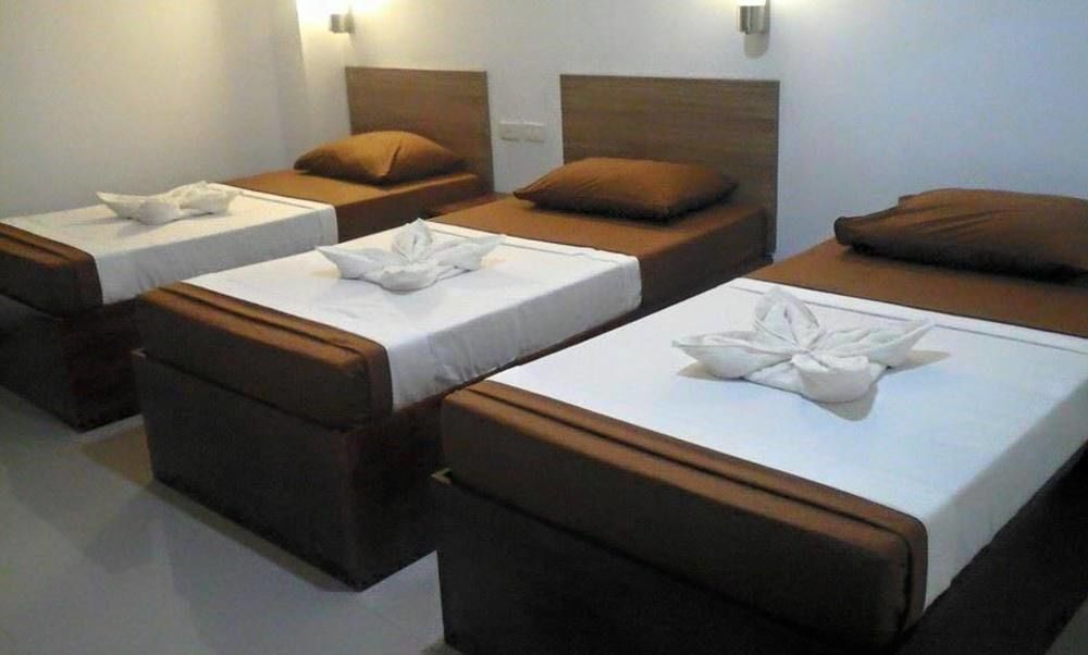 Reddoorz Plus Near Vigan City Commercial Center מראה חיצוני תמונה