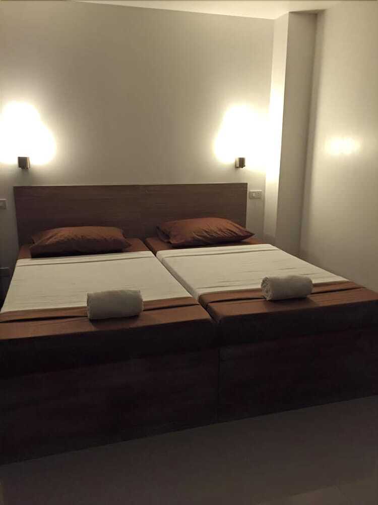 Reddoorz Plus Near Vigan City Commercial Center מראה חיצוני תמונה