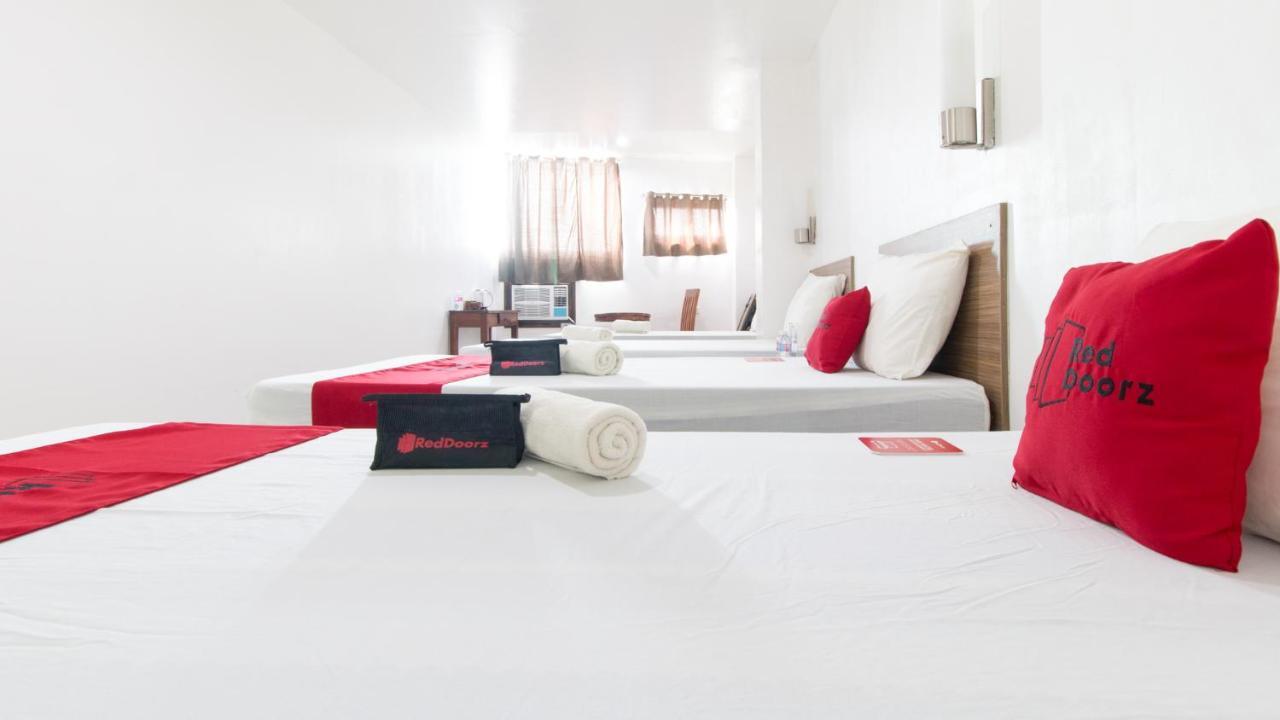 Reddoorz Plus Near Vigan City Commercial Center מראה חיצוני תמונה