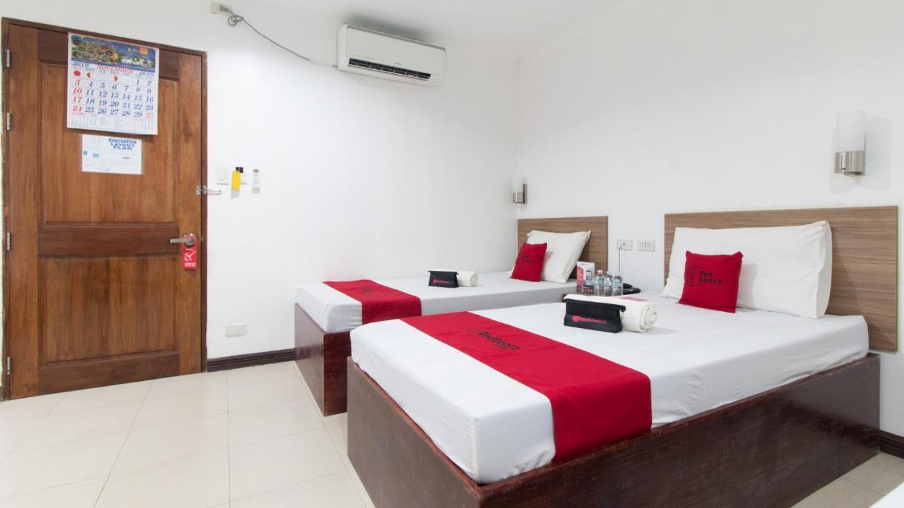 Reddoorz Plus Near Vigan City Commercial Center מראה חיצוני תמונה