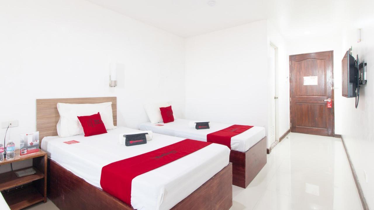 Reddoorz Plus Near Vigan City Commercial Center מראה חיצוני תמונה