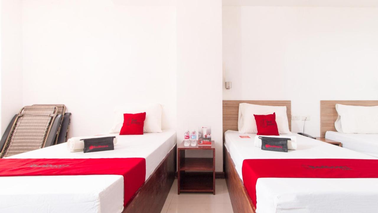 Reddoorz Plus Near Vigan City Commercial Center מראה חיצוני תמונה