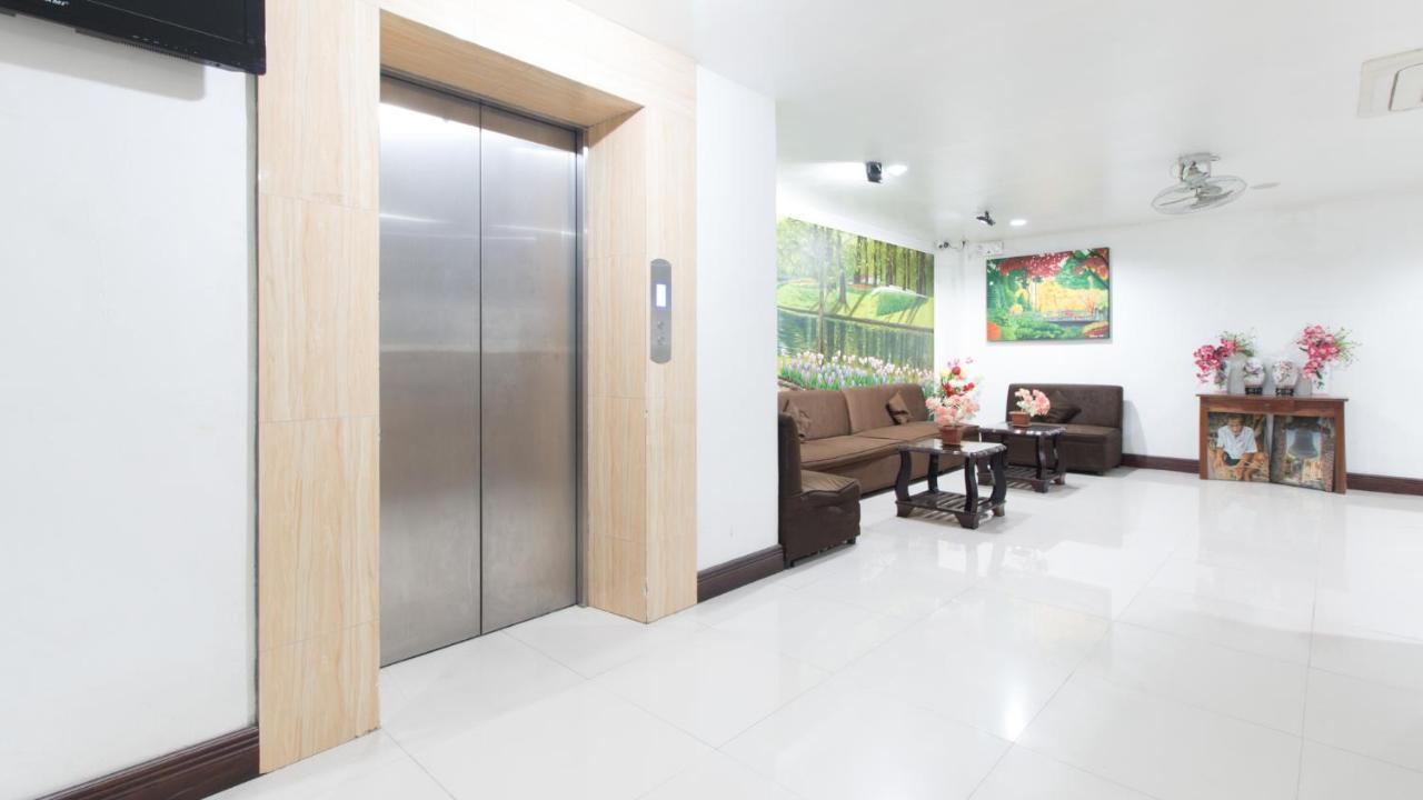 Reddoorz Plus Near Vigan City Commercial Center מראה חיצוני תמונה