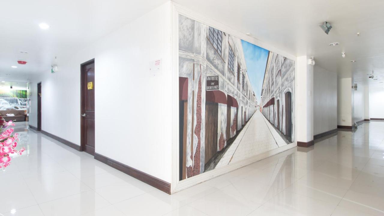 Reddoorz Plus Near Vigan City Commercial Center מראה חיצוני תמונה