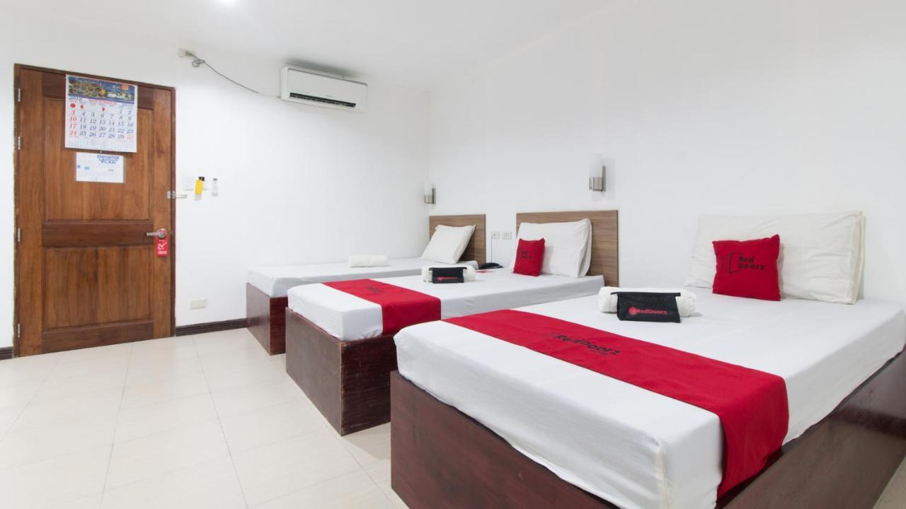 Reddoorz Plus Near Vigan City Commercial Center מראה חיצוני תמונה